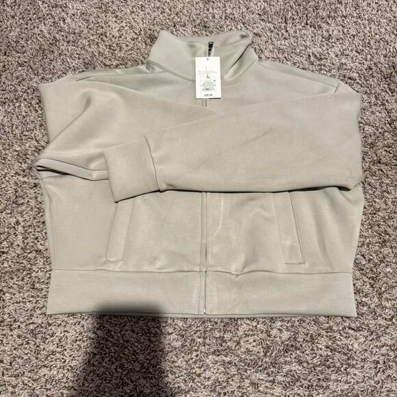 Light green zip up jacket greenjacket - Picture 1 of 3